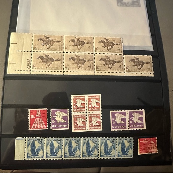 Vintage U.S. Airmail & Pony Express Stamp Lot (Mostly Unused) - Picture 16 of 16